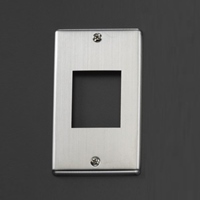 EA940CE-731 コンセントプレート角型