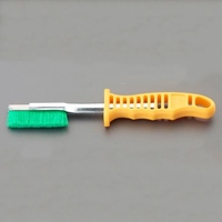 213mmワイヤ-ブラシ　ナイロン/直/グリップ