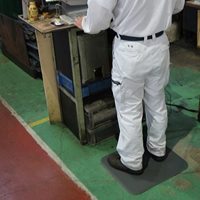 450x 500mm疲労軽減マット_選択画像04