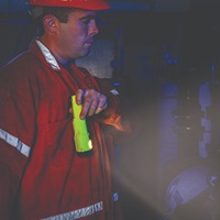 充電式フラッシュライト/LED(防爆構造/黒)_選択画像04