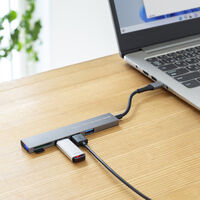 [3ポート] USB2.0ハブ(カードリーダー付)_選択画像02