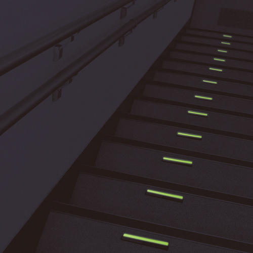 40x210階段表示シートノンスリップ蓄光赤黄_画像04