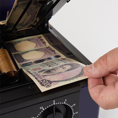 305x240x134mm手提げ金庫_画像04