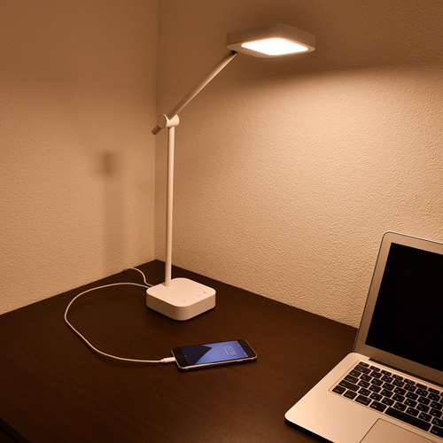 AC100-240V/15WデスクスタンドLED(USB)_画像02