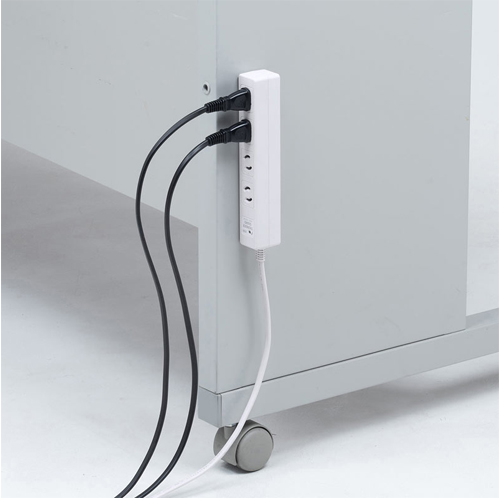 5mタップ(4口/2P/マグネット付/雷ガード)_画像03