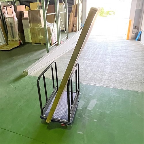 740x480x770/150kg運搬車(手摺付/赤タイヤ)_画像03