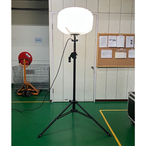 AC100V/200W LED作業灯(スタンド/調光付)_画像04