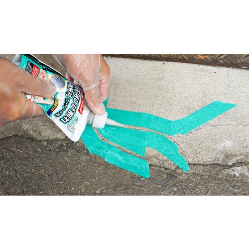 700mlコンクリート床用ひび割れ補修材(手絞_画像02