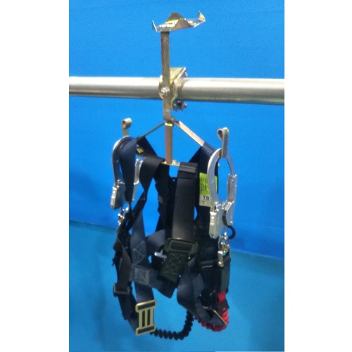 ヘルメット･フルハーネス用ラック(単管パイ_画像03