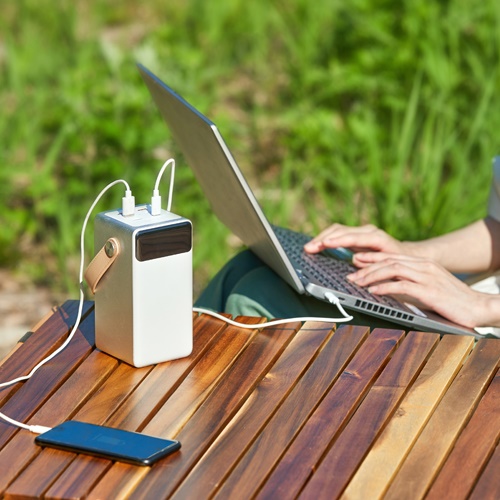 60000mAh/222Wh　ポータブル電源_画像02