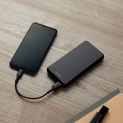 10000mAhモバイルバッテリー_画像04